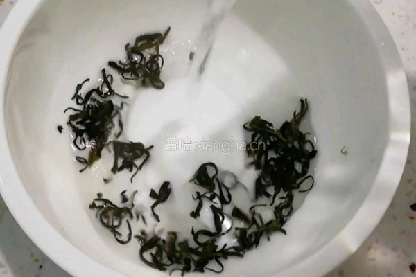 绿茶奶茶的做法图解2