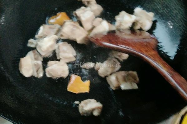 土豆烧排骨的做法图解8