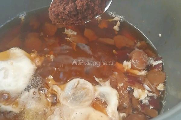 桂圆红枣红糖炖蛋的做法图解5