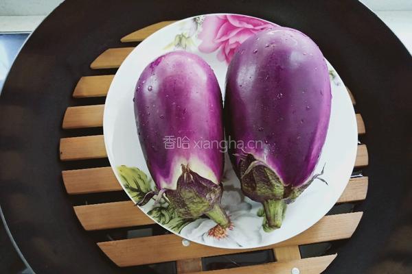 家常蒜香珍珠茄的做法图解1