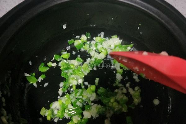 金针菇竹荪汤的做法图解10