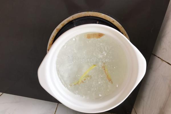 肉丸煲苦瓜豆腐汤的做法图解3