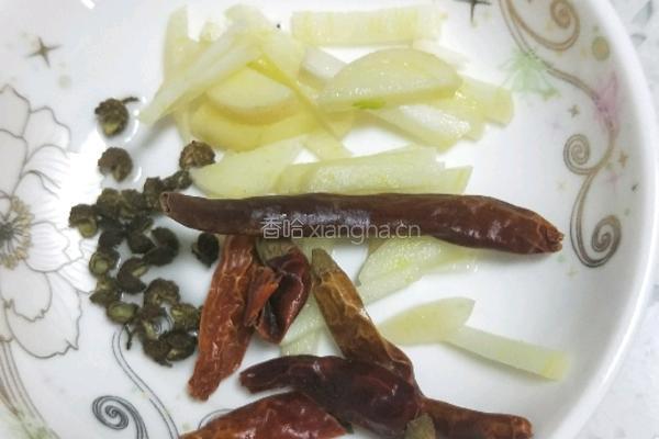 炝炒油麦菜 的做法图解2
