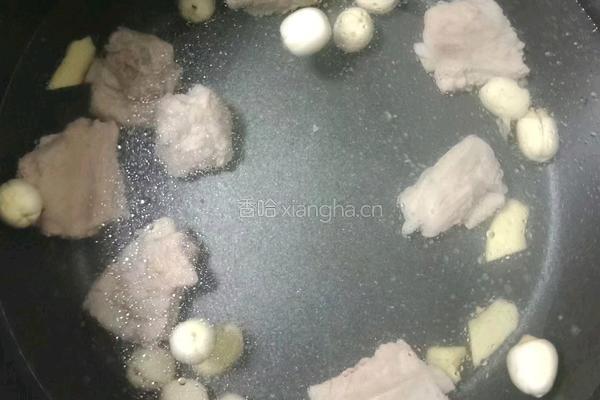 双米莲子排骨粥 (宝宝辅食）的做法图解6