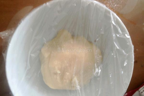 蛋黄酥的做法图解4