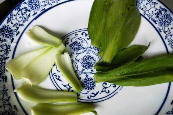 菜叶猪肝糊的做法图解3