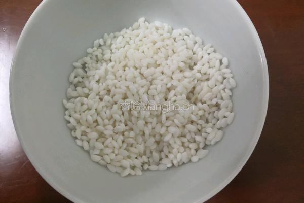 冰镇桃胶红糖粥的做法图解3