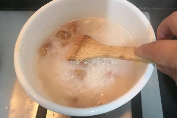 冰镇桃胶红糖粥的做法图解8