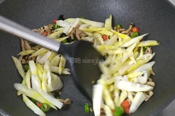 橄榄菜爆炒笋尖的做法图解6