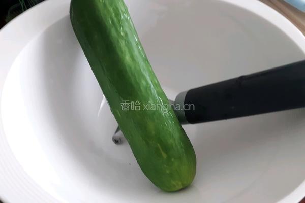 日式拌黄瓜的做法图解1