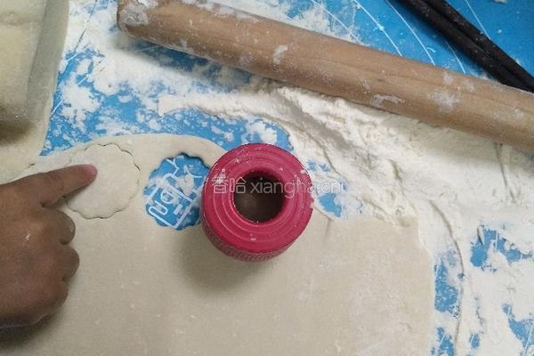 好吃的形状面的做法图解2