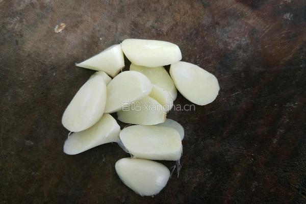 杏鲍菇炒腊肉的做法图解6