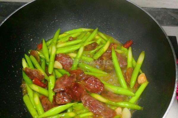 竹笋炒腊肠的做法图解6