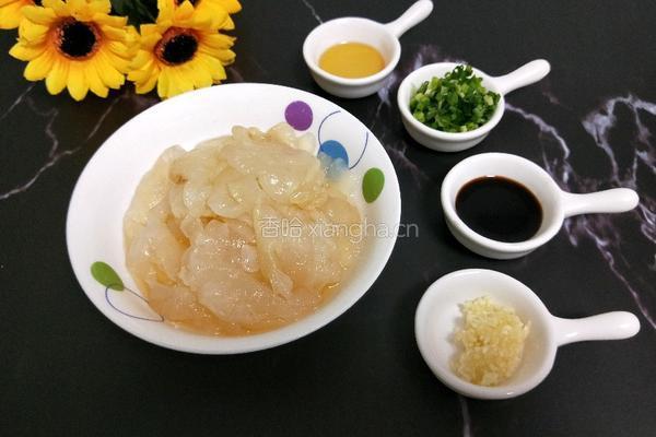 海蜇丝拌一拌的做法图解1