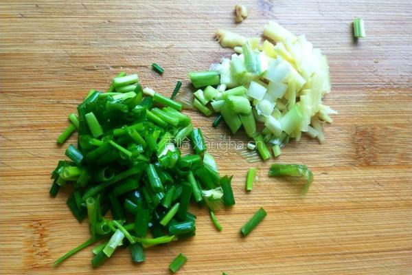 茄汁金针菇炖豆腐的做法图解4