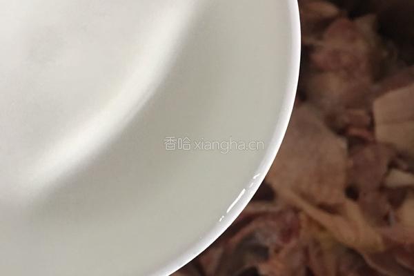 防风草炖老鸡的做法图解9