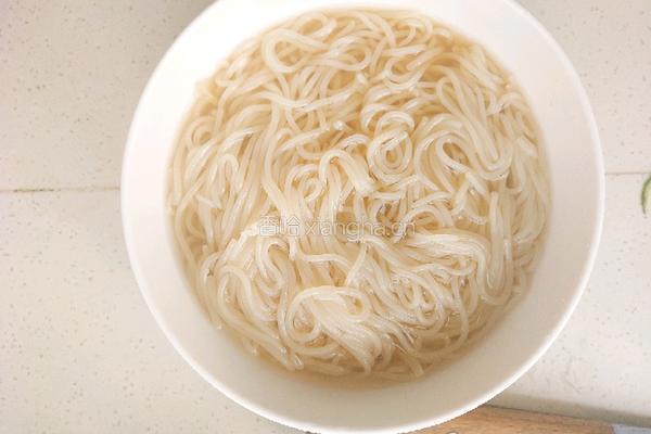 冷面的做法图解3