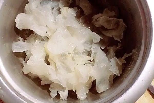 玉米红薯银耳羹的做法图解11