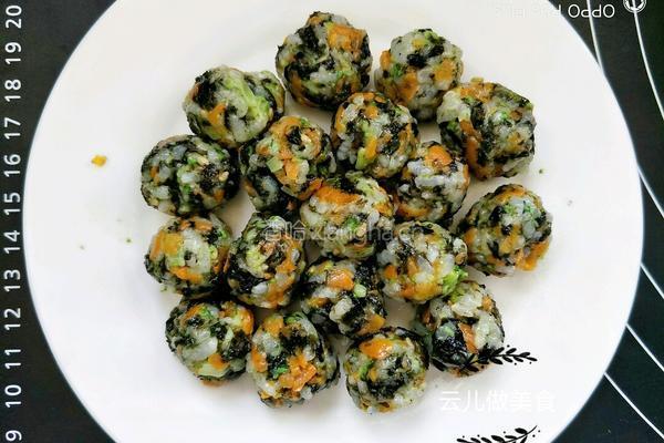 芝麻海苔蔬菜小饭团的做法图解13