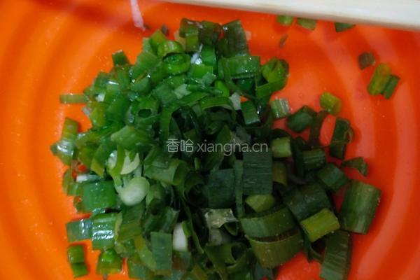 葱花饼的做法图解1