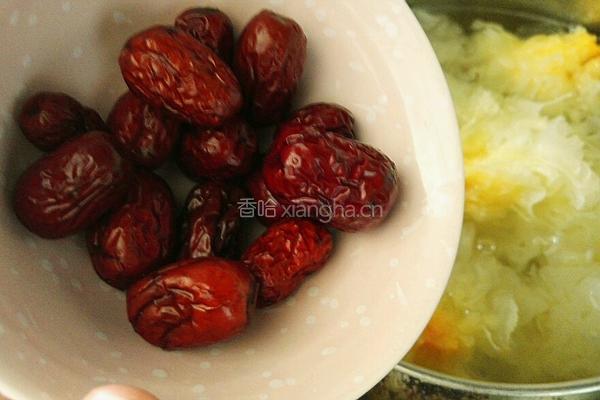 山药红枣银耳汤的做法图解6