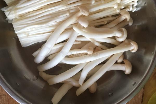 菠菜蔬菜汤的做法图解2