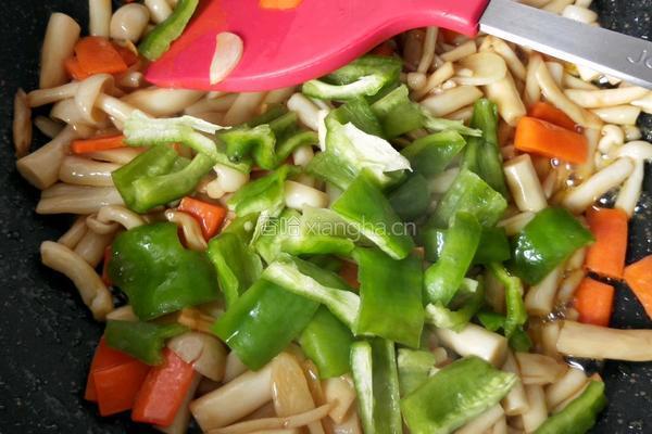 蚝油海鲜菇的做法图解10