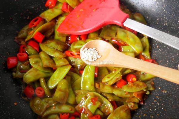 辣炒白扁豆的做法图解14