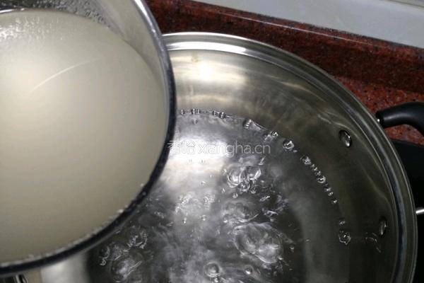 红糖冰凉粉的做法图解1