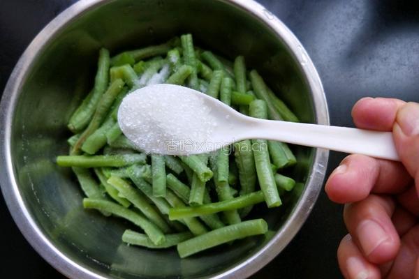 凉拌长豆角的做法图解8