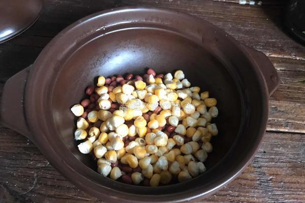 玉米红豆汤的做法图解4