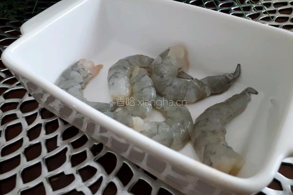 番茄虾仁滑蛋的做法图解2