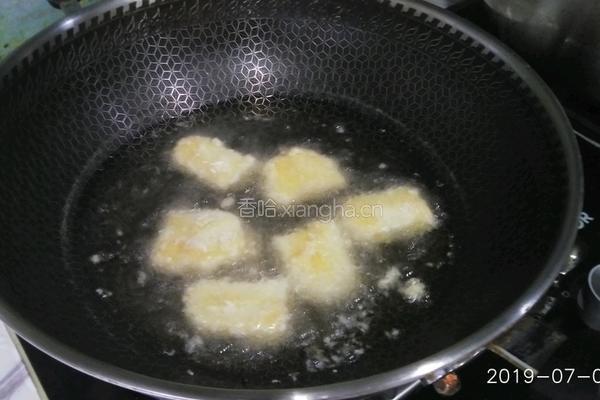 古巨基大呼好吃的十二锋味脆皮炸鲜奶的做法图解11