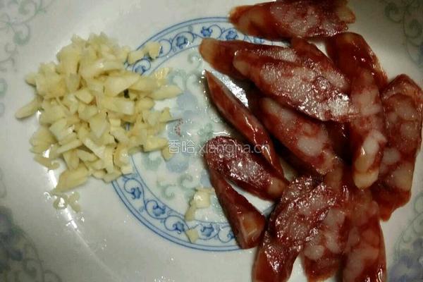 腊肠炒黄瓜的做法图解3