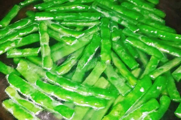 干煸四季豆的做法图解3