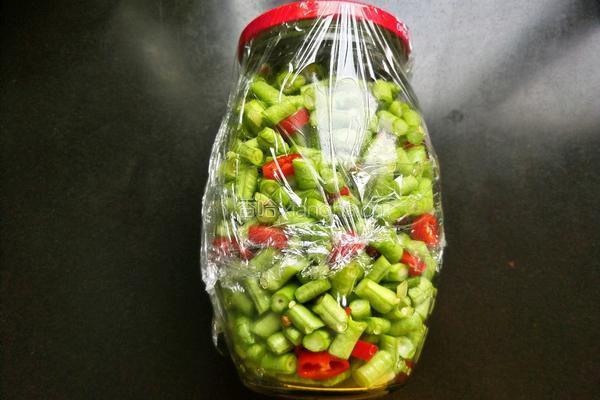 自制酸豆角的做法图解9