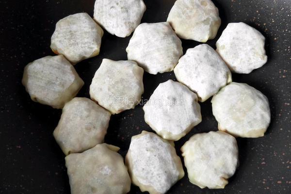 馄饨皮烧麦馅煎饼的做法图解19