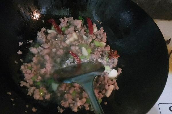 肉沫酸豆角的做法图解3