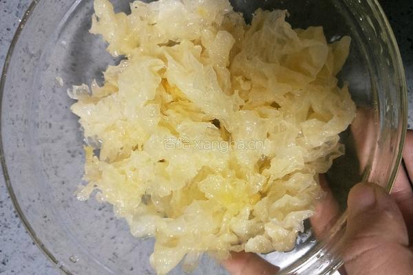 紫薯银耳汤的做法图解5