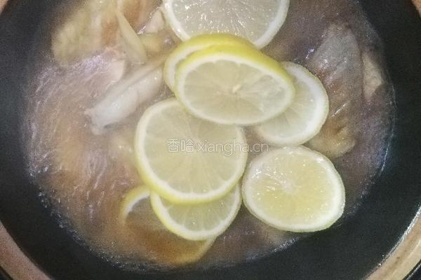 酸柠檬焖鸡翅豆腐的做法图解7
