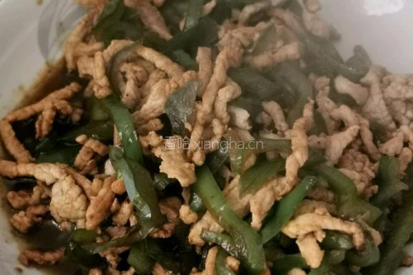 青椒炒肉丝的做法图解4