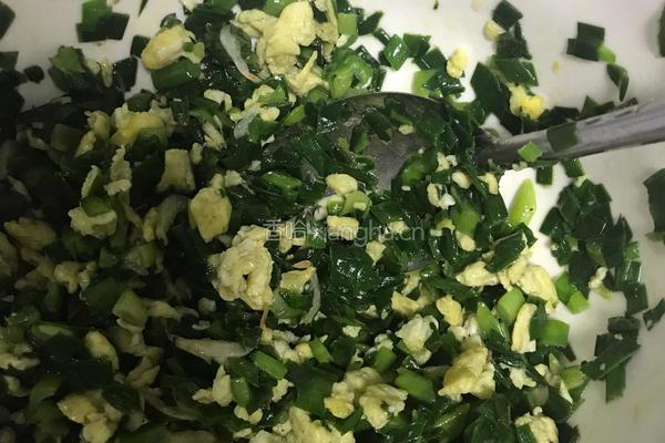 生煎饺子（韭菜鸡蛋）的做法图解3