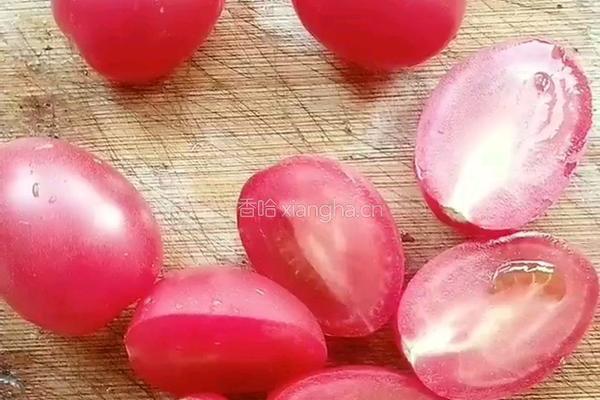 蒜蓉虾油炒意面的做法图解4