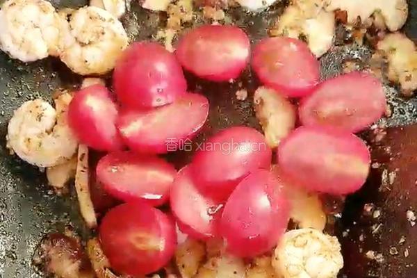 蒜蓉虾油炒意面的做法图解12