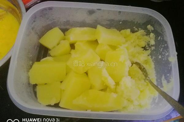 土豆饼的做法图解1