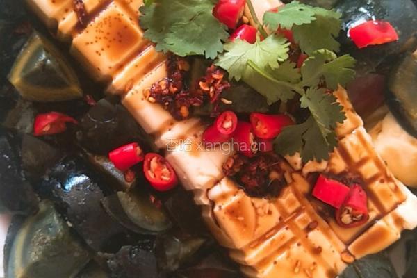 皮蛋内脂豆腐的做法图解6