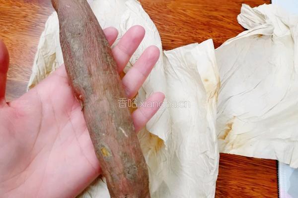 一看就会香喷喷的微波炉烤红薯的做法图解7