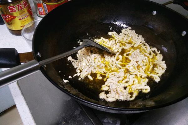 鸡肉丝炒青椒的做法图解4