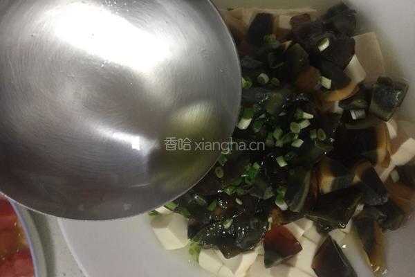 苏式小葱皮蛋拌豆腐的做法图解6