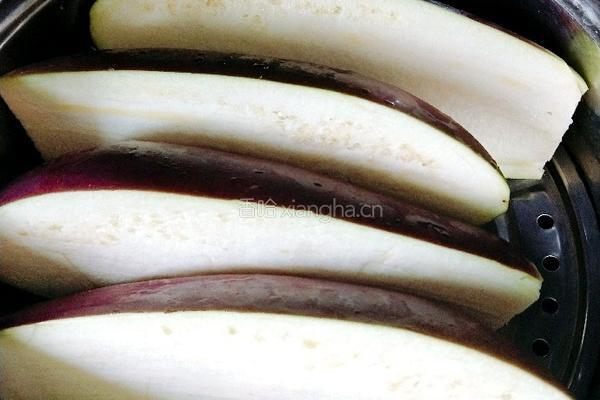 蒜茄子的做法图解1